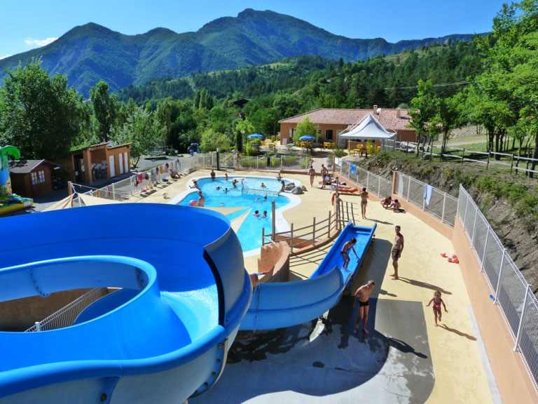 camping clot du jay piscine familiale