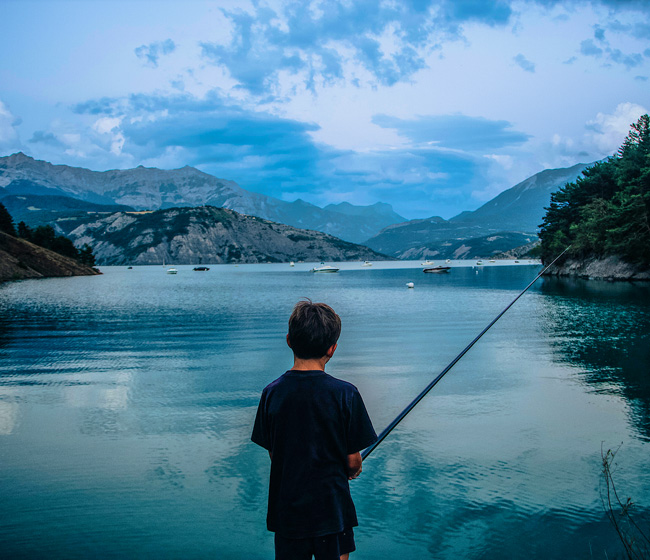 lac de serre poncon proche camping hautes alpes